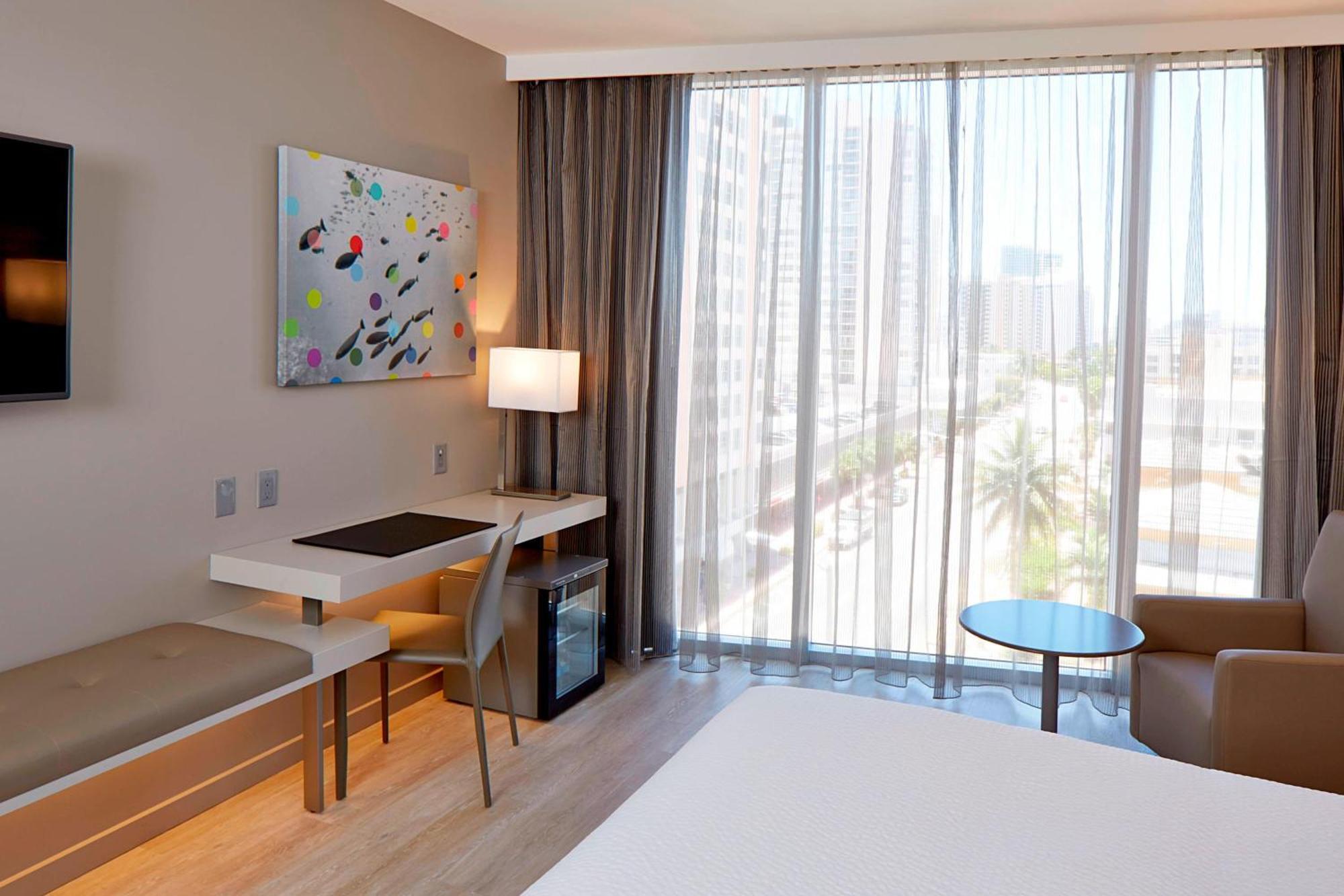 Chambre Lit King-Size Deluxe - Étage Supérieur