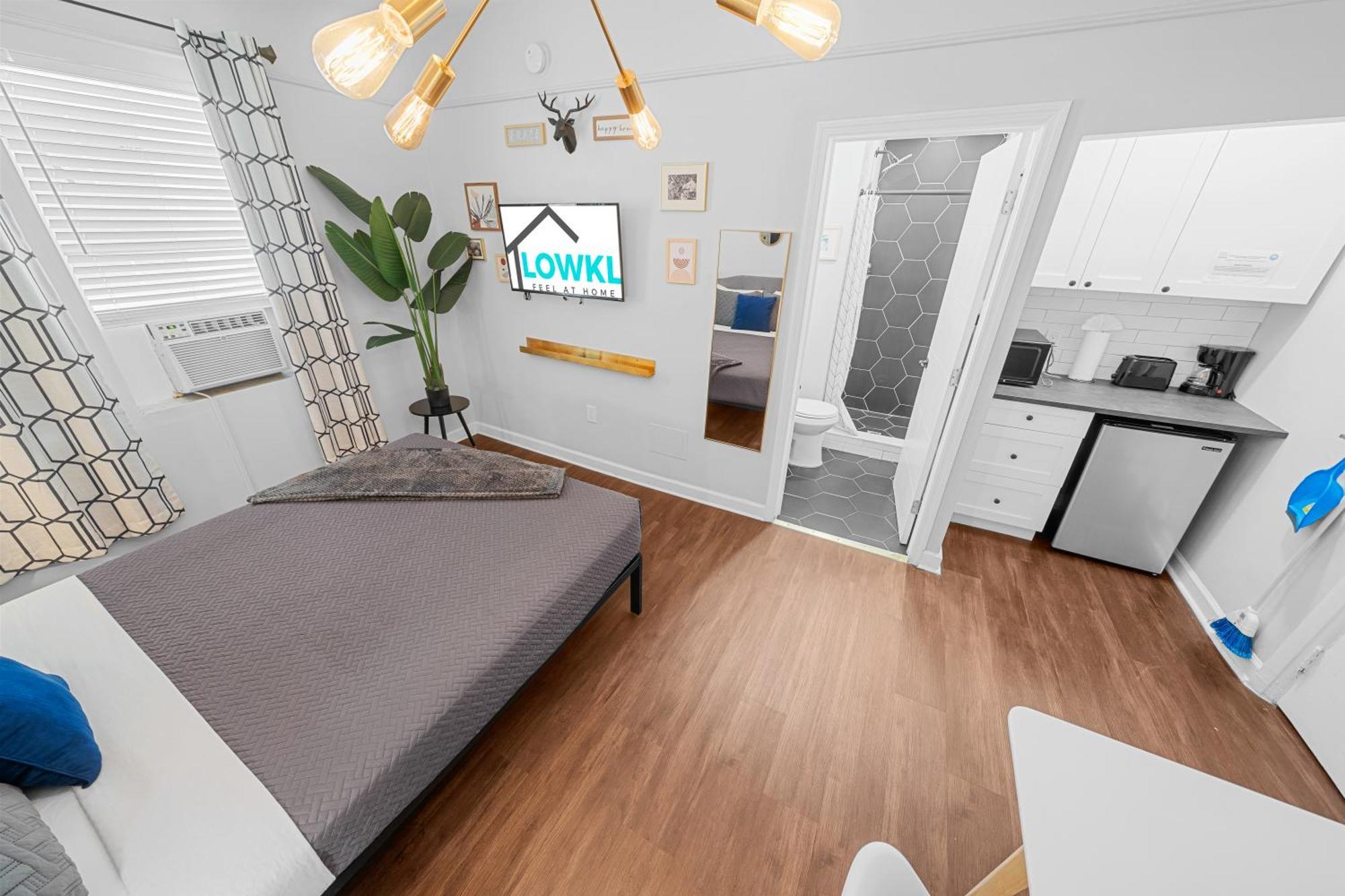 Standard Queen Studio with Kitchenette