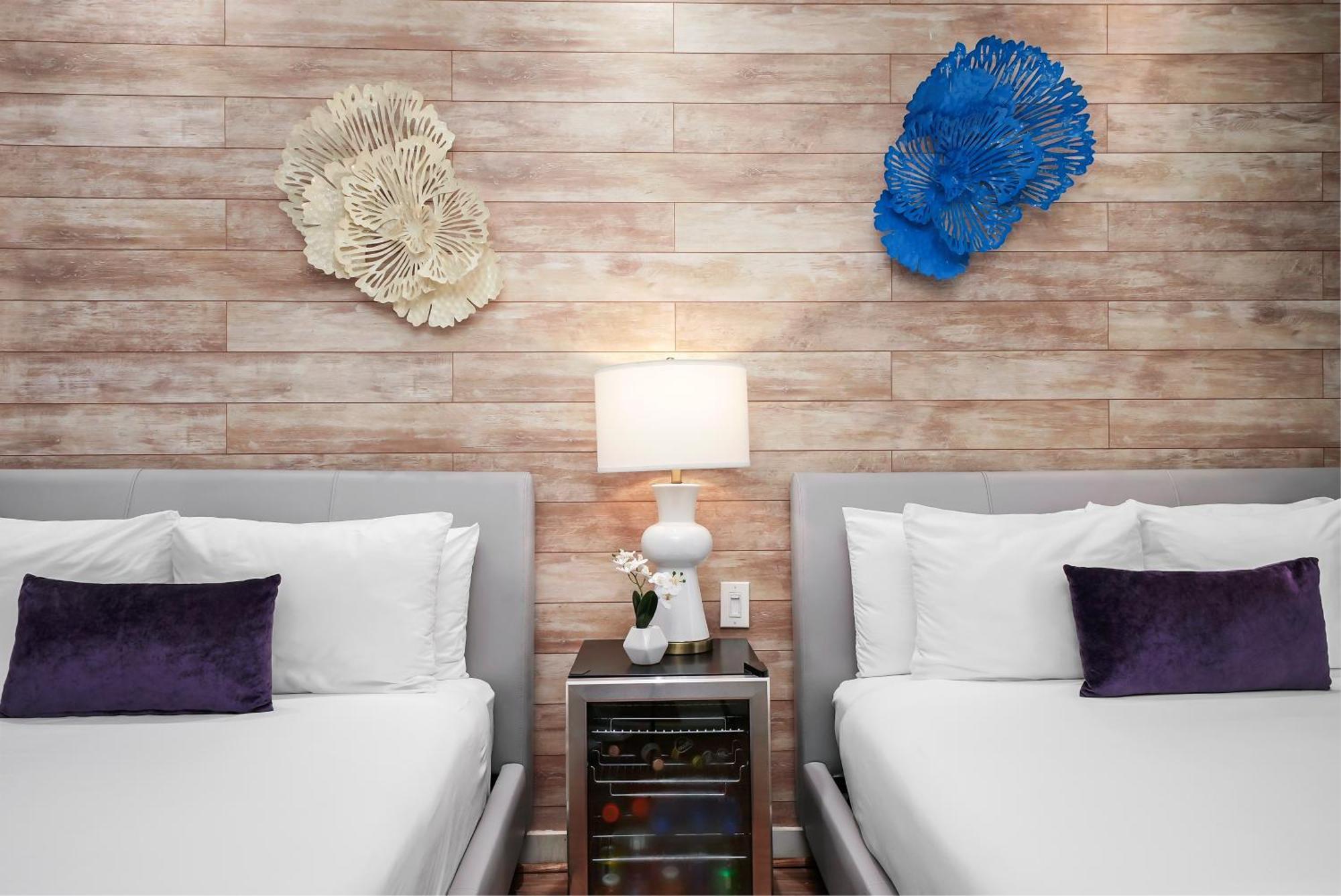 Standard Double Queen Room