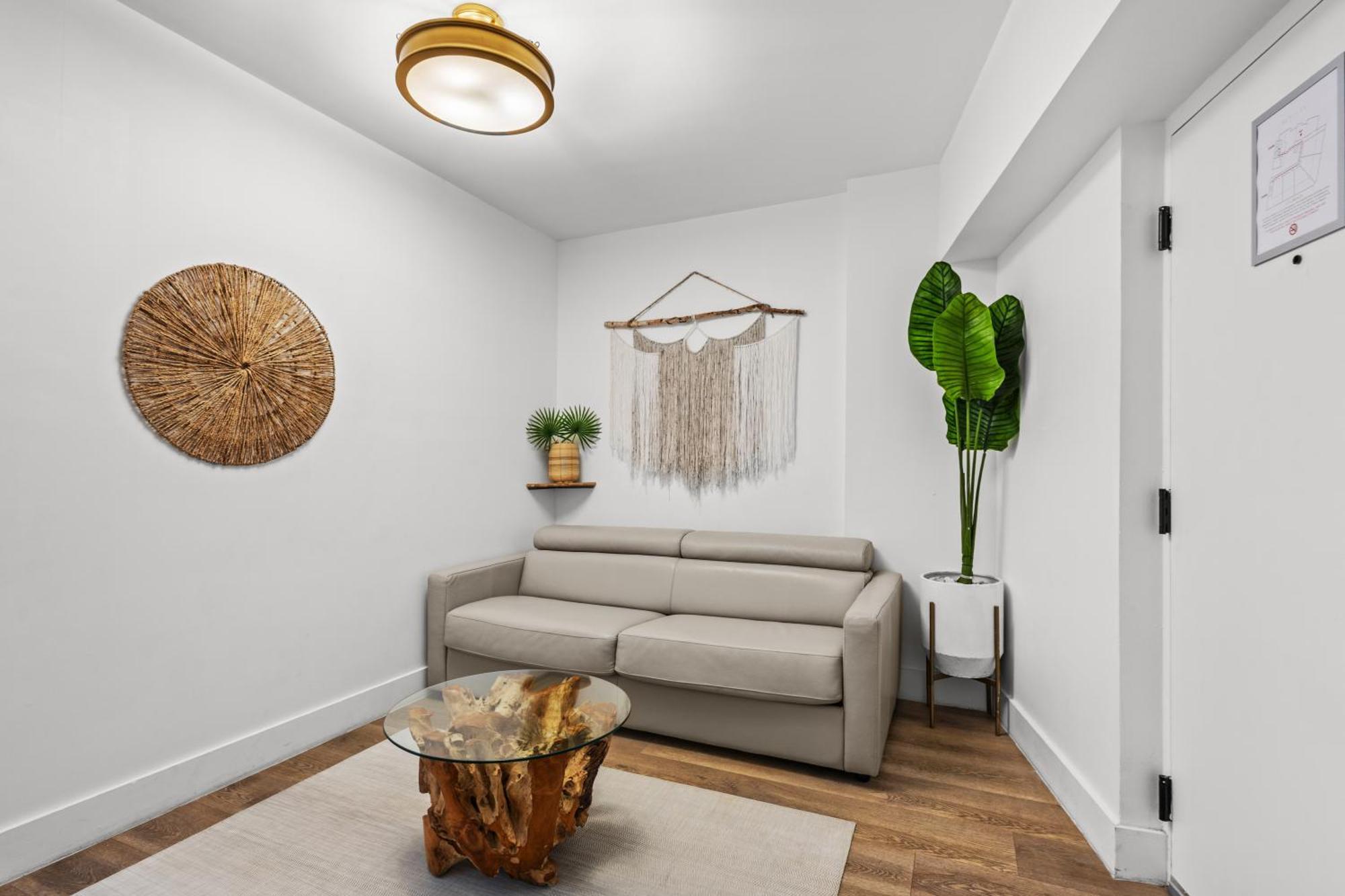 TWO BEDROOM BALCONY