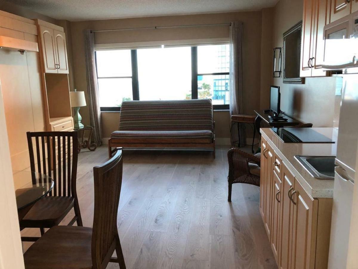 Studio Apartment Sea View