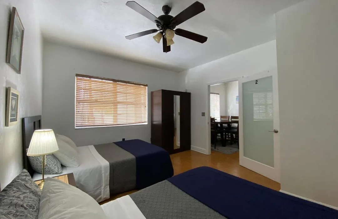 Miami Beach Rooms B&B-1
