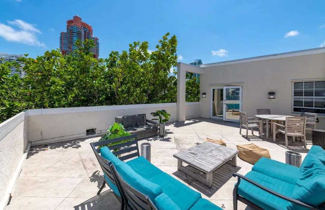 Cento Collins Stays By Mercury South Beach-1