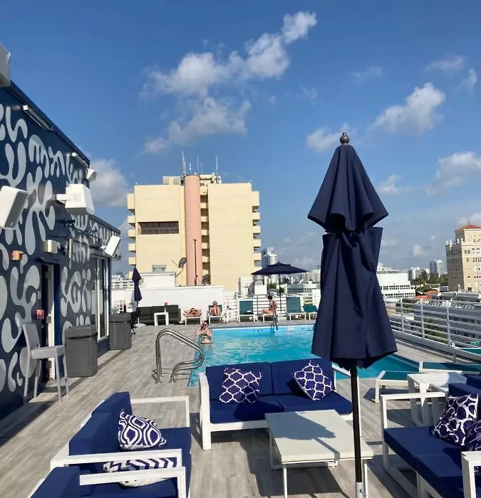 Deluxe Double Unit At Congress Ocean Drive South Beach-1