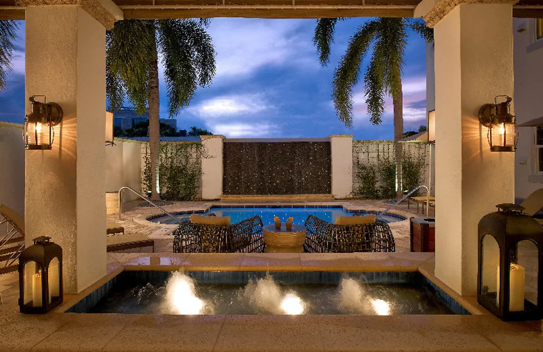Blue Moon Hotel-1