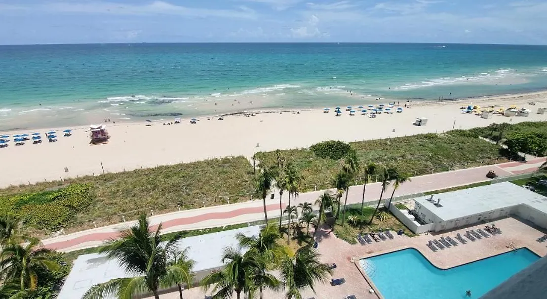 Miami Beach Suncoast Apartment I - Balcony Front Beach-1