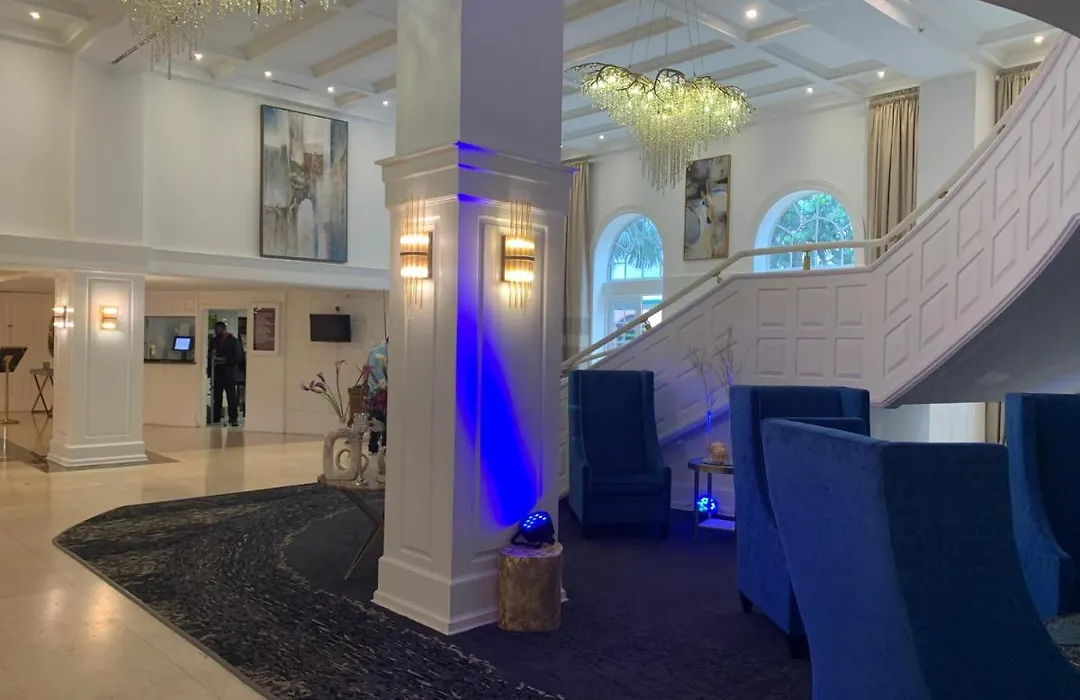 Luxury Hotel On The Beach - Oceanview, Pool, Resort & Premium Amenities-1