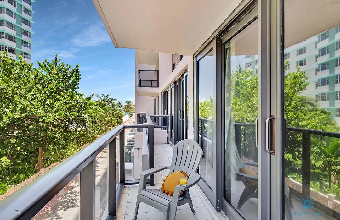 5 Balcony Condo 2 Bdrm-1