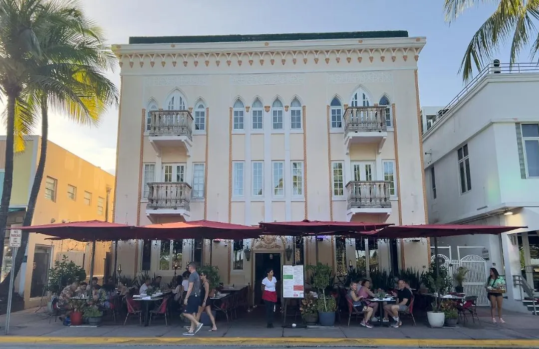 Meet Me On Ocean Dr - Cozy Stay Steps From Beach-1