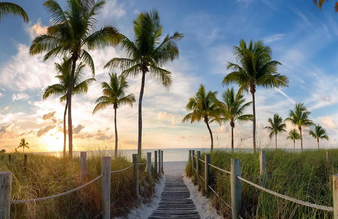 Oceanfront 2 Bedroom Townhouse In Miami Beach -Th4-1