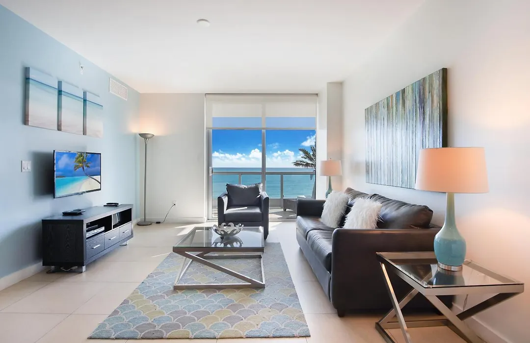 Bluebird Suites Monte Carlo Miami Beach-1
