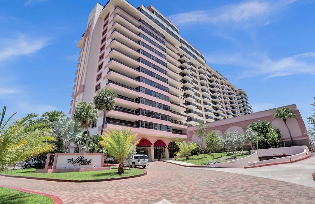 8 Floor Miami Beach With Beach Service-1