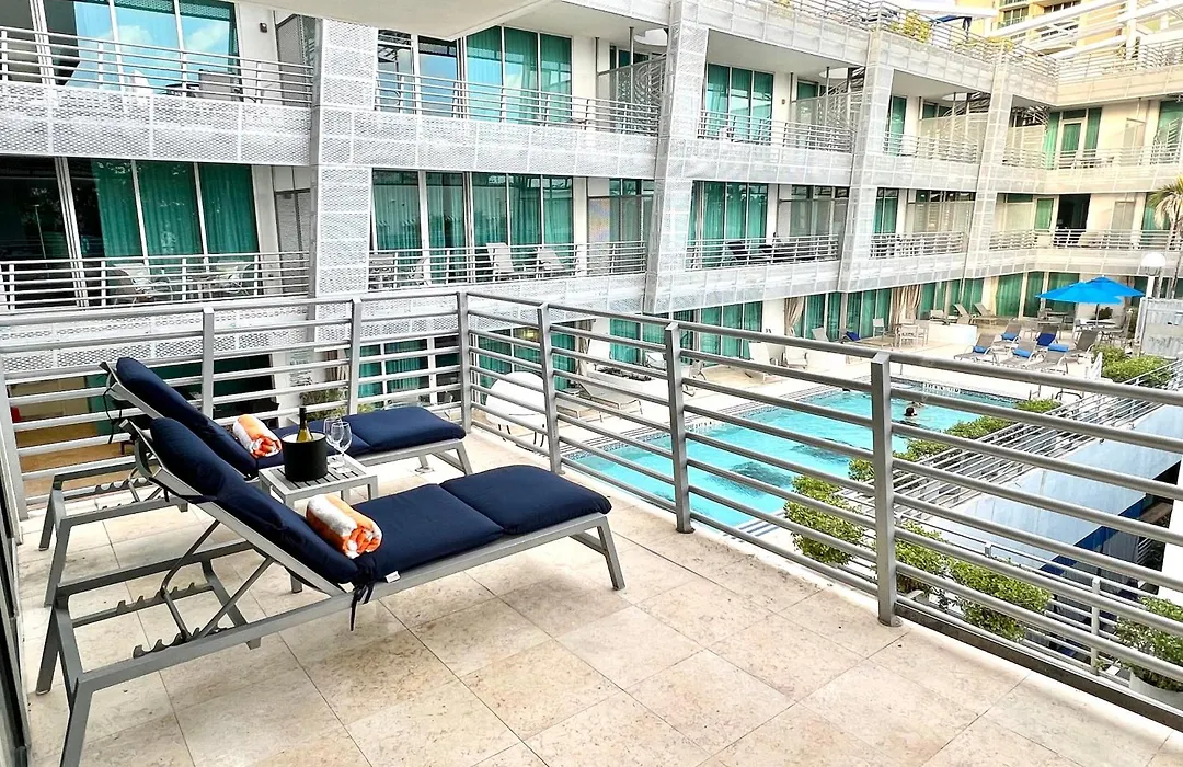 Boutique Suites 3 Min Walk To Beach-1