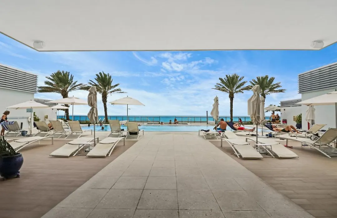 Monte Carlo Miami Suite-1