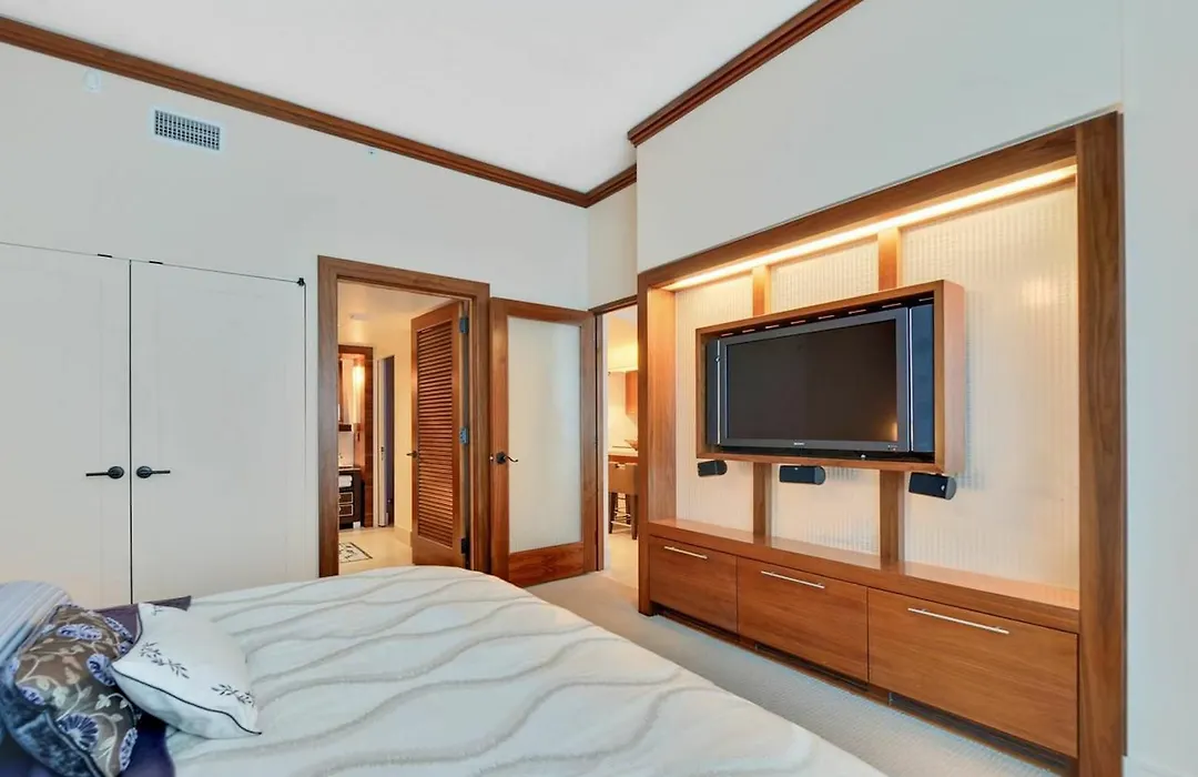 Oceanfront 2Br In North Beach By Sonder-1