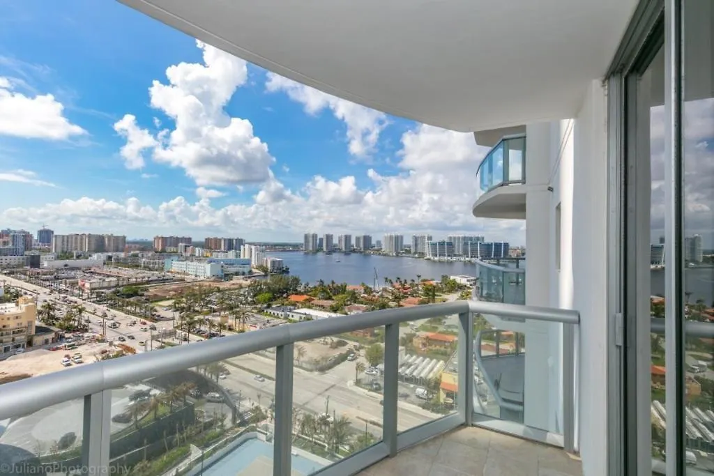 2 Bedroom Luxury Suite In Marenas Beach Resort 2508 Condo-1