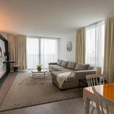 1100 West Ave-3