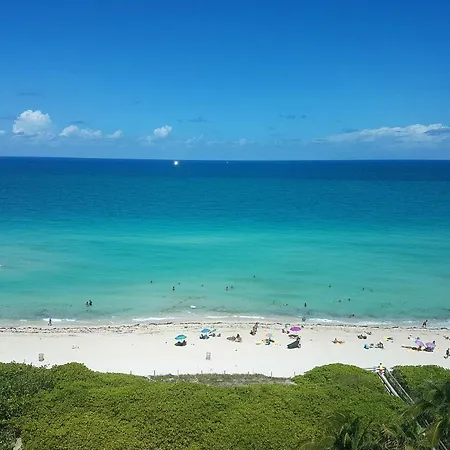 Miami Beach Suncoast Apartment III-2