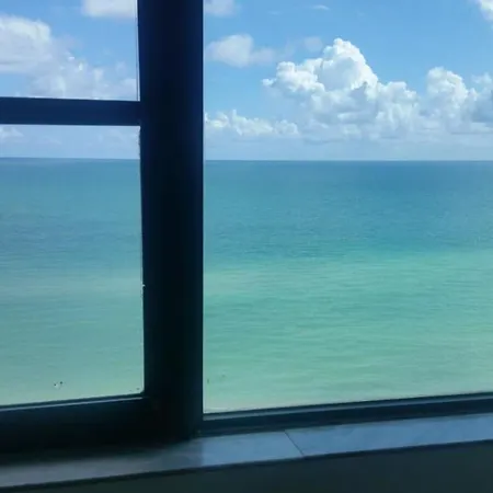 Miami Beach Suncoast Apartment III-3
