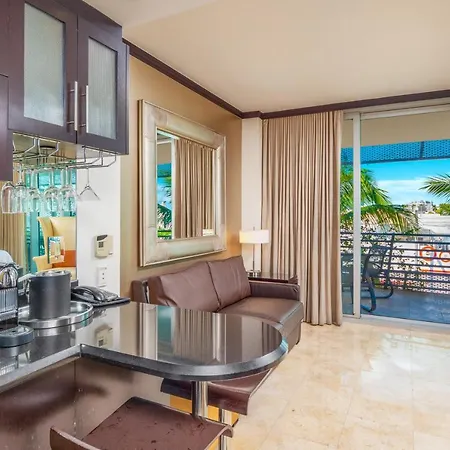 Private Studio At Z Ocean Hotel-2