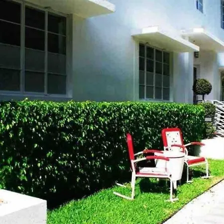 Lincoln Rd-Miami Beach Charming Vacation Studio And 2 Bedroom Apartments-3