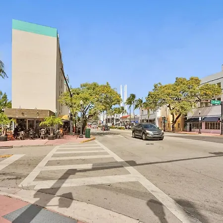 Gorgeous Apartment, South Beach, 1 Block To Ocean-3