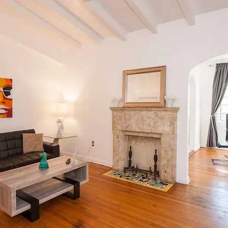 L'Etoile Apartments Part Of The Oasis Casita Collection-3