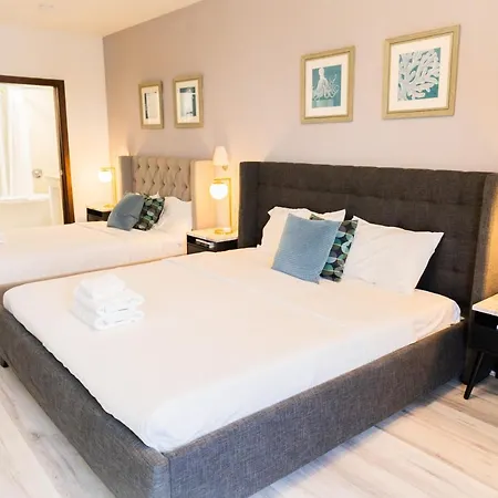 Rooftop-Pool Suite With King Bed In Ocean Dr C303-2
