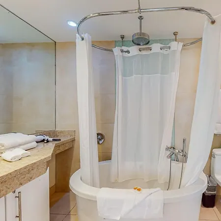 Ocean Drive Oasis, B207-2