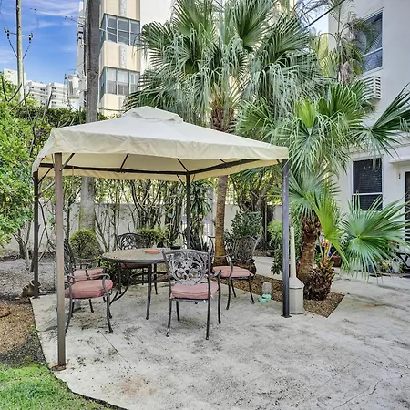 Mantell Plaza Apartments-3