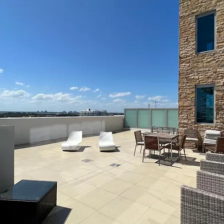 Monte Carlo Suites In Miami Beach-2