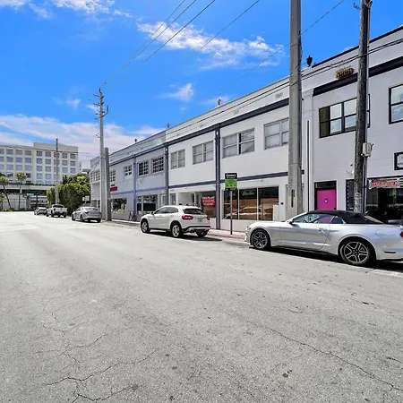 Sobe Monarch 1 - 2 Bedroom 2 Bathroom - Modern Apts -Walk To Ocean Drive -2 Independent 1 Bedroom 1 Bathroom Apts-2