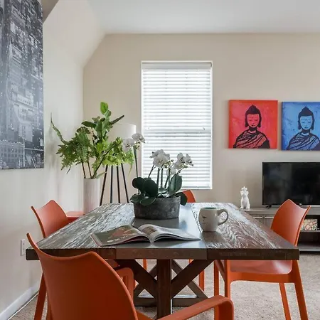 2 Bedroom 2 Bath Apartment On 7 Th Collins Ave-3