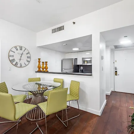 South Beach Suites In Ocean Drive-3