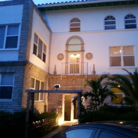 Silvia Miami Beach-2