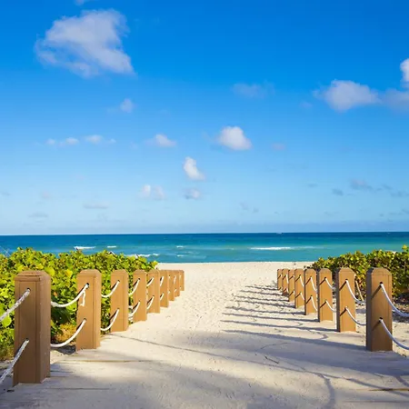 Luxurious Private Condo At 1 Hotel & Homes -945-2