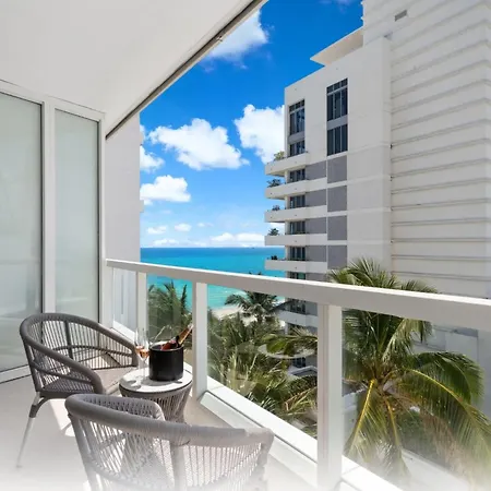 Fontainebleau Resort Balcony W Ocean And City View-2