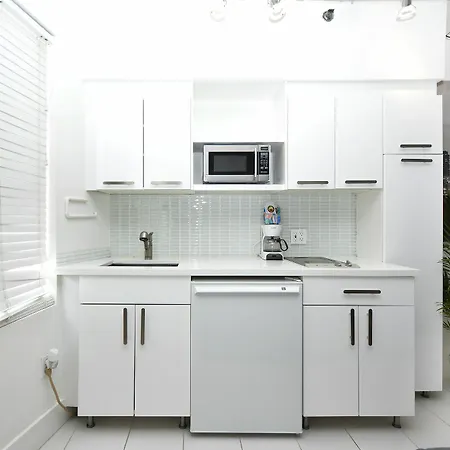 Sunrise Court Apartments-3