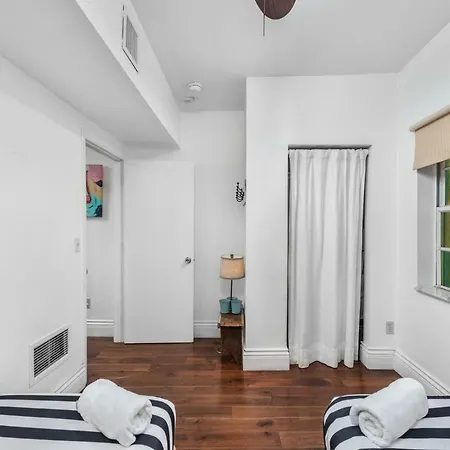 927 Jefferson Suites-3