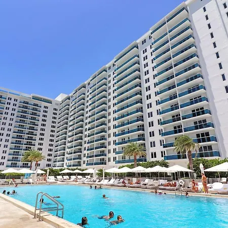 Luxury Beachfront Condo In Prime South Beach-2