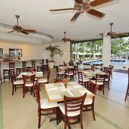 South Seas Hotel-3
