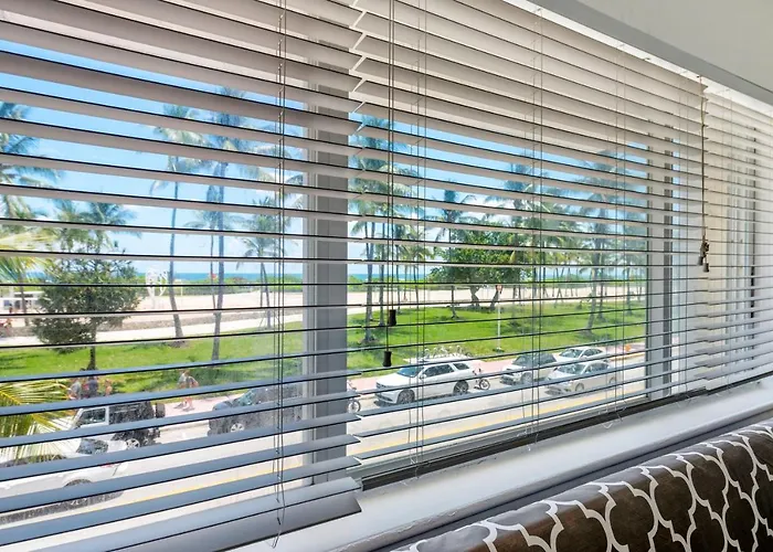 Sobe Lux Suites On Ocean Miami Beach