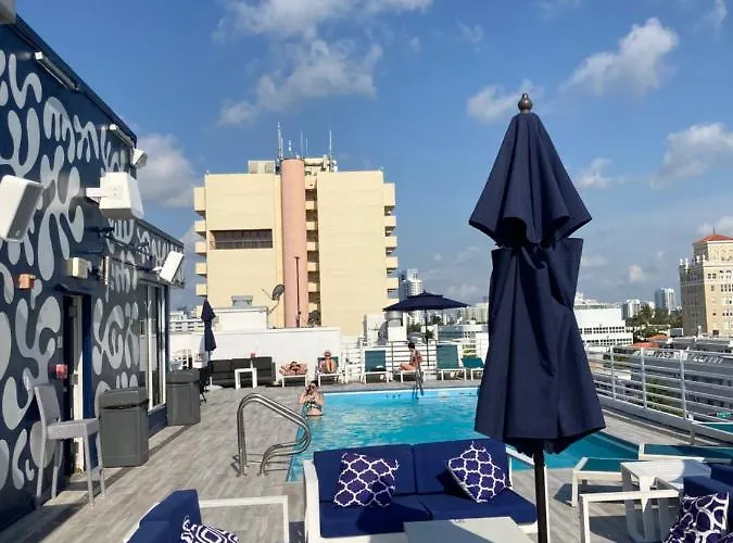 Deluxe Double Unit At Congress Ocean Drive South Beach Miami Beach