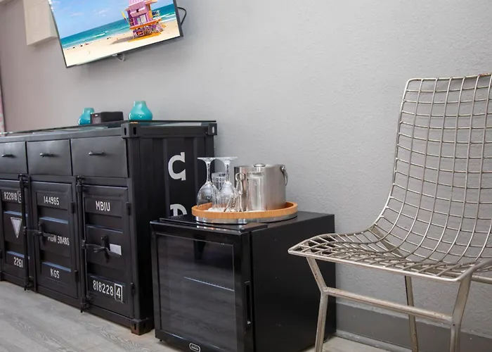 Hotel con campo da tennis a Miami Beach