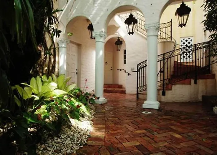 Casa Tua Hotel Miami Beach