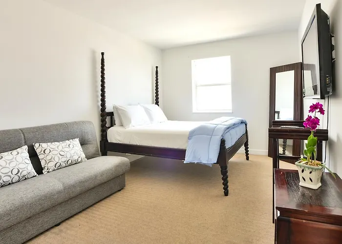 The Casa Grande Beach House Miami Beach